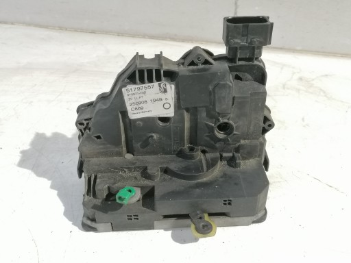 Fiat Grande Punto lock left front 6 PIN 51797557