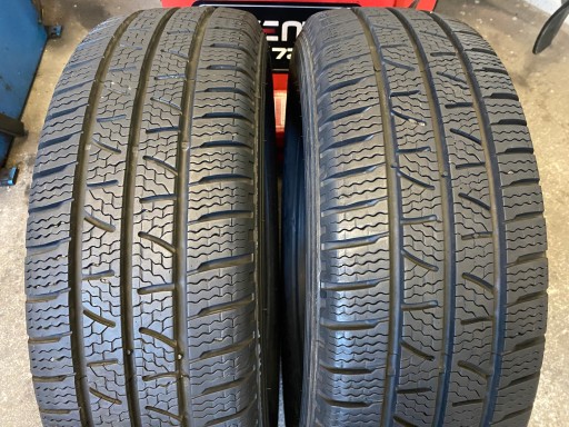 2 tyres winter 215/65R16C Pirelli Carrier Winter as new 9,5mm 2023r