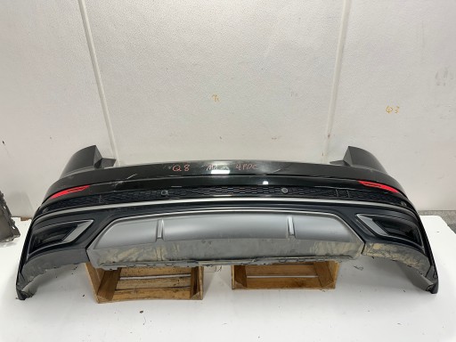 Задній бампер audi q8 sq8 4m8 19- в зборі 4 pdc