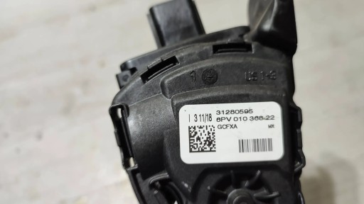 Volvo V40 II 2018r Gaspedal potentiometer