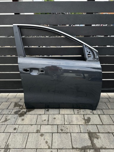 JBI2723 - Kia sportage iv передняя правая дверь