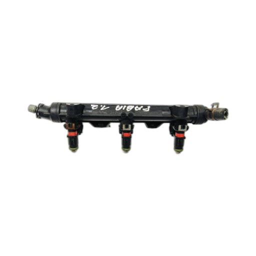 rampe injection SKODA FABIA II 1.2 03E133320A