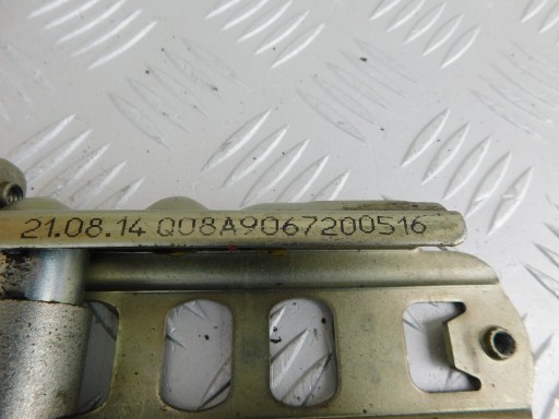 Sprinter 906 VW Crafter Limiteur pour l’ouverture Portière Droit A9067200516