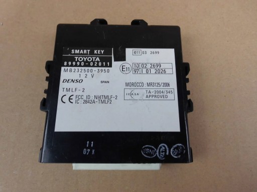TOYOTA AURIS UND 2008 MODUL BEDIENTEIL TUEROEFFNER 8999002011