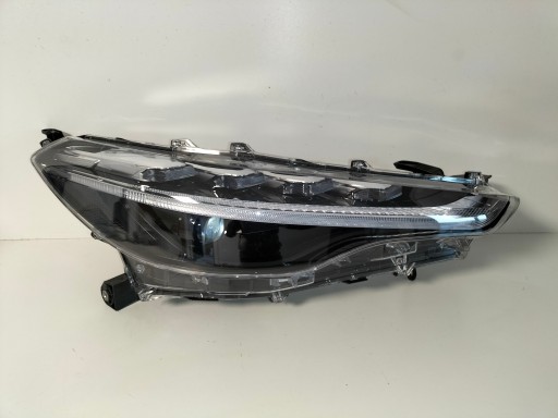light front reflektor right TOYOTA COROLLA CROSS 20- FULL LED , connector