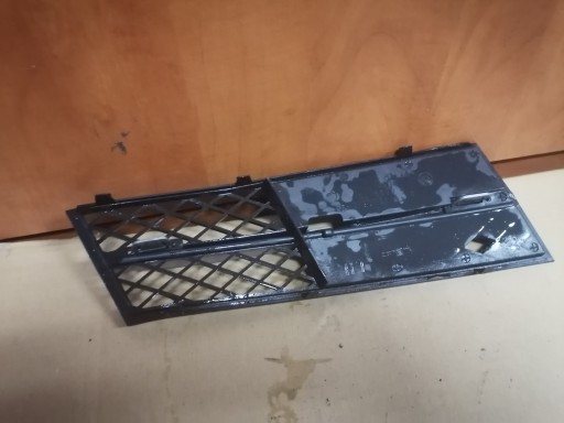 grid of a bumper left BMW 5 F10 F11 7200699