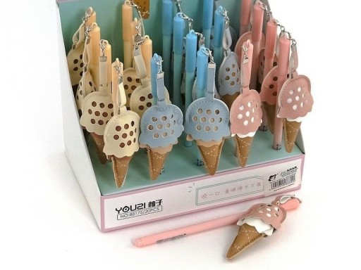 СИНЯ РУЧКА З ПІДВІСКОЮ МОРОЗИВО 486300