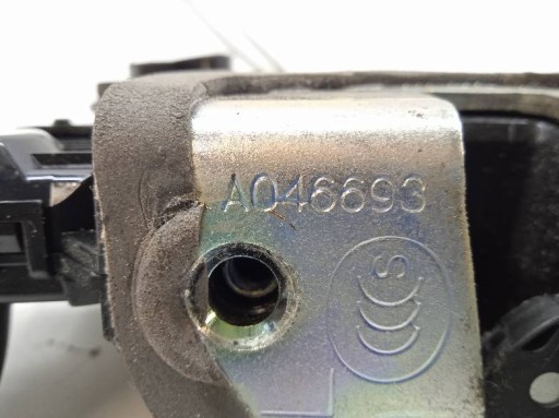 lock door right front A046693 Toyota RAV4 III (2005-2012)