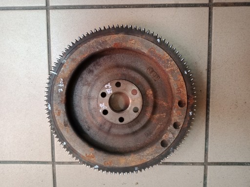 91- 96- - TOYOTA PASEO 91-STARLET 96-1,5 МАХОВИК