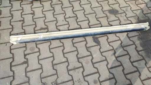 Dacia Duster II 2020 right side threshold stopien