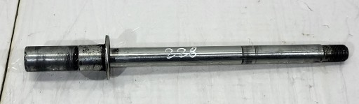 Передня вісь колеса Suzuki Intruder VL 800 Volusia