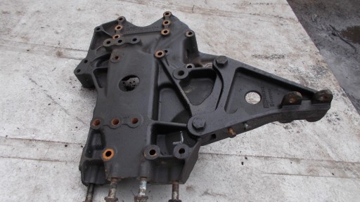 81.41313.3009 - ЛИТТЯ ПІД ТИСКОМ ПРАВЕ КРІПЛЕННЯ РАМИ MAN TGA 81413133009