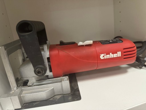 Фрезерный станок Einhell 860 W