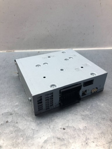 Усилитель audi q3 (8u) 4g0035061n 32635884 2.5l 228kw 2014