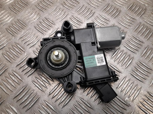 Мотор склопідйомника mg mg4 trophy 2024 задній лівий 11521043