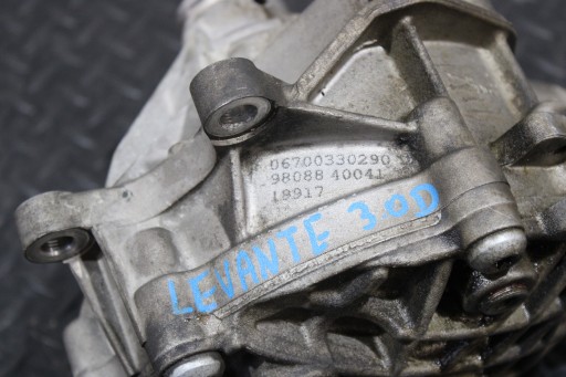 REDUKTOR gearboxes of the gear MASERATI LEVANTE M161 06700330290