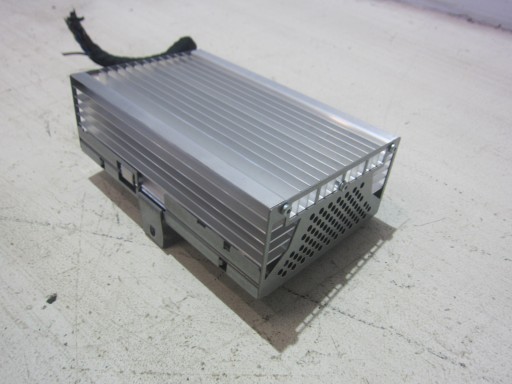 BMW X3 G01 X3 F97 amplifier HIFI AUDIO TUNER 65122622686 2622686 connecting spoiler