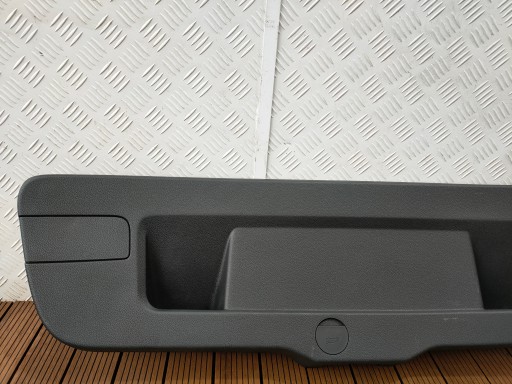 VW JETTA VI 5C 10-18 upholstery of the rear bonnet side 5C6867605A OE