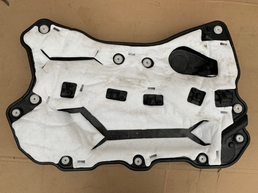 F02 51487179515 - 2015R BMW F01 дверь левая передняя панель звукоизоляция