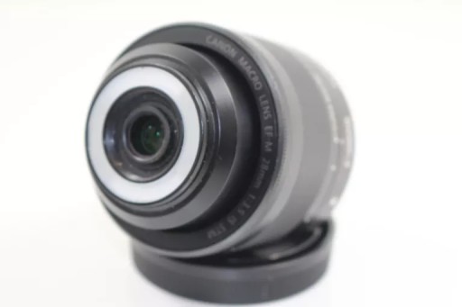 Canon EF-M 28mm f/3.5 Macro IS STM 本体 Canon EF-M 28mm f/3.5 Macro IS STM Review | Photography Blog