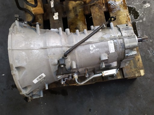 КОРОБКА ПЕРЕДАЧ P68271011AA JEEP GRAND CHEROKEE WK2 6.4
