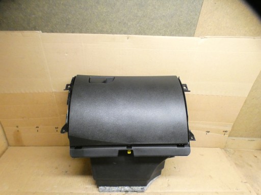 RENAULT MEGANE IV 4 boîte a gant passager passegers P685005280R