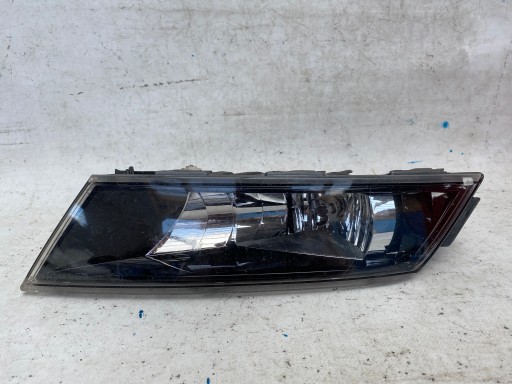 SKODA SUPERB III 15- fog light right 3V0941700A