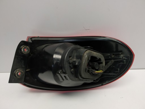 07-11r Vw Tiguan a ladna světlo wklad záď levá original před liftem