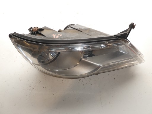 VW TIGUAN and 5N right light 5N1941032P