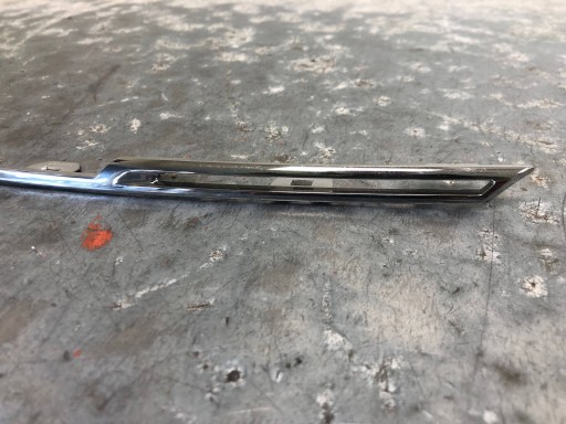 moulding CHROM RENAULT MEGANE III 623826741R