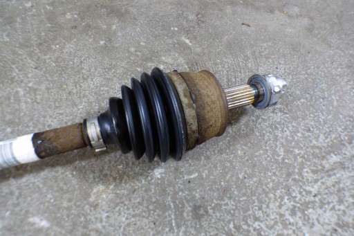 Opel Corsa E 1.4 B semi-axis napedowa right front 13149830 st.BDB original
