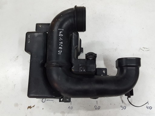 28220-3Z300 - HYUNDAI I40 11-14R 1.7 CRDi повітряний резонатор