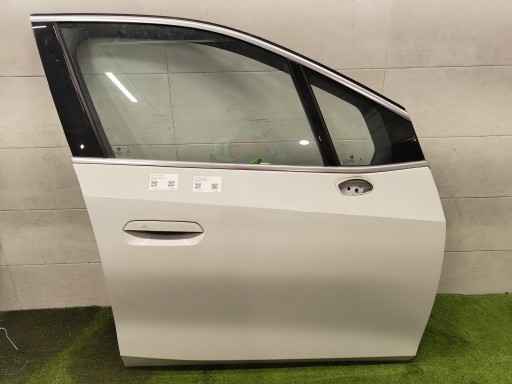 BMW U06 dveře pravé předek A300