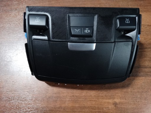 IDEAL PANEL CONTRÔLE CIEL DE TOIT MERCEDES W205 1