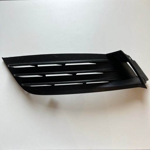 RENAULT MEGANE IV 4 16-20 grid left W bumper 263362043R