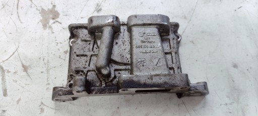 gearbox cover AUDI A4 A5 A6 3.0 CRT 059109122AA