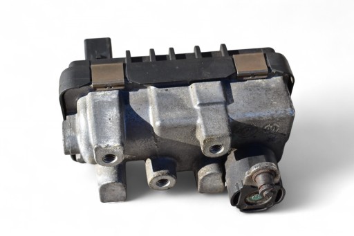 Régulateur Turbine JAGUAR S-TYPE X200 XF et X250 2.7 D 6NW009206 G-19