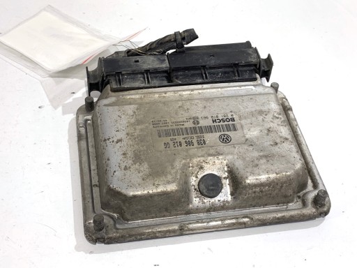 LORK-486-15504 - Комп'ютер двигуна skoda fabia i 038906012gg 1.9 64km 00-07 контролер