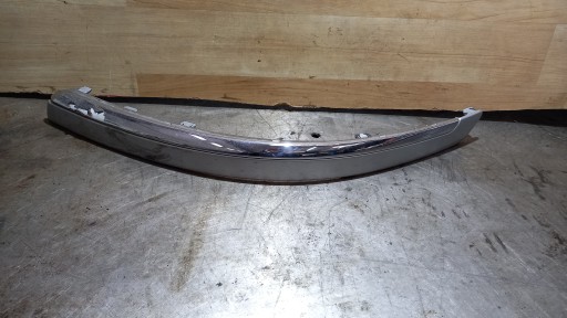 VOLVO V70 II бампер передній лівий 08693593