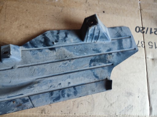 Blende Abdeckung Unterfahrschutz links heck hinten VOLVO V50 30681921