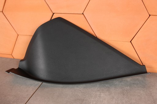 BMW 7' G70 cover spoiler side of the dashboard consoles left 9628693