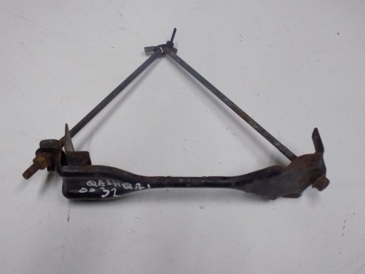 23894723oi12 - NISSAN Qashqai J10 кріплення акумулятора