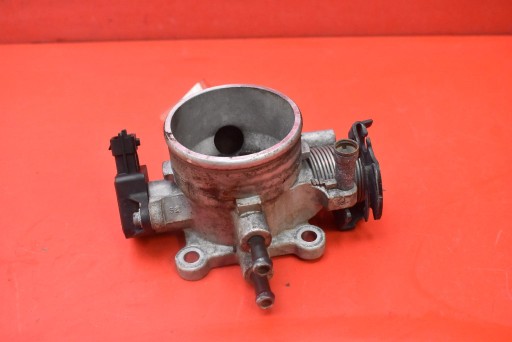 Valvola a farfalla 35100-23701 HYUNDAI COUPE 2 II 2.0 16V 143 KM LIFT 05-07