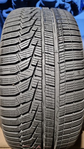 HANKOOK WINTER И CEPT EVO2 245 35 19