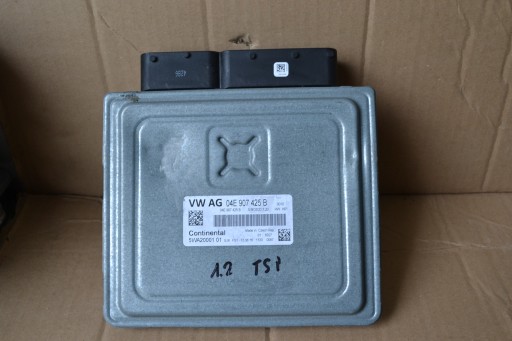 control unit of the engine VW Touran 04E907425B 04E906070H