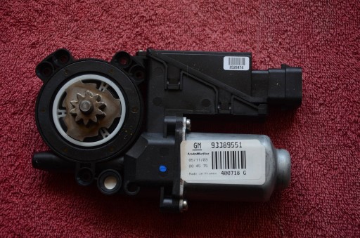 Мотор двери и стекла opel meriva 93389551