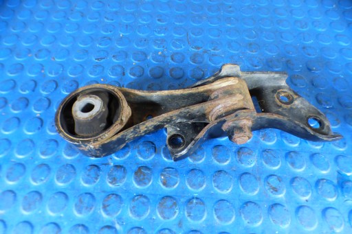 holder lower of the engine TOYOTA YARIS III 1.5 petrol