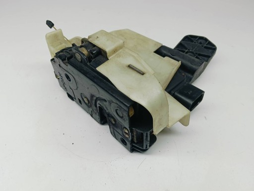 lock door right front 8 Pin Volkswagen Passat B5 1.9 TDI AKS