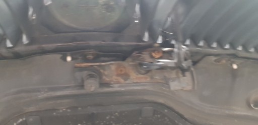 ЗАМОК КАПОТА БОЛТ КАПОТА SKODA SUPERB 01