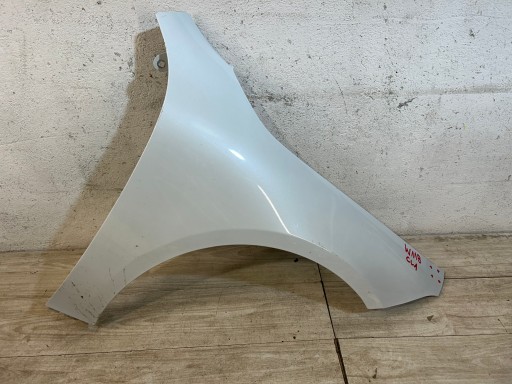 W1188810400 - Mercedes cla w118 a118 праве переднє крило a1188810400